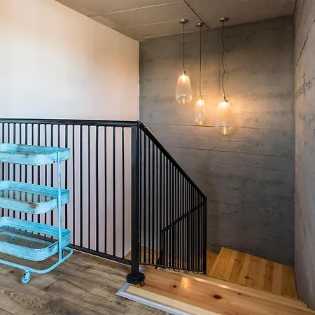 Hostel Bercianos1900