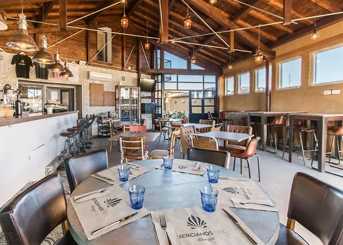 Bercianos1900 호스텔 *